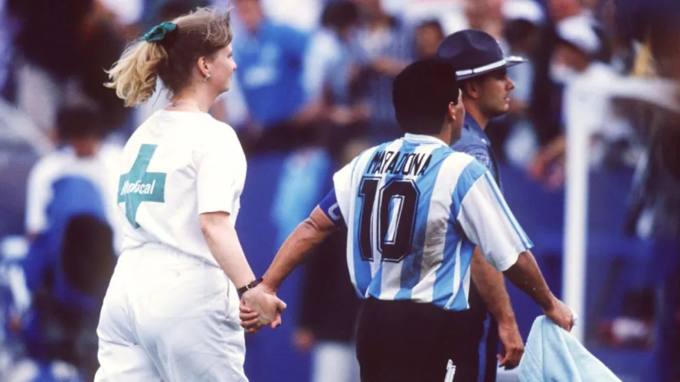 "Me cortaron las piernas": a 32 años del día que marcó a Maradona