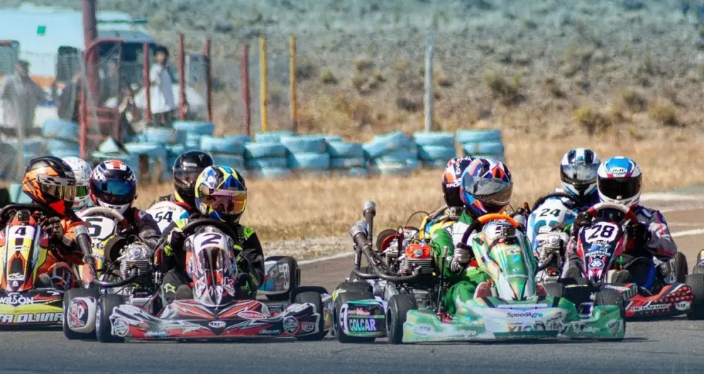 Ahora las categorías de karting entran en un receso invernal y volverán a correr el 16 de agosto. (Fotos: Prensa AKPS).