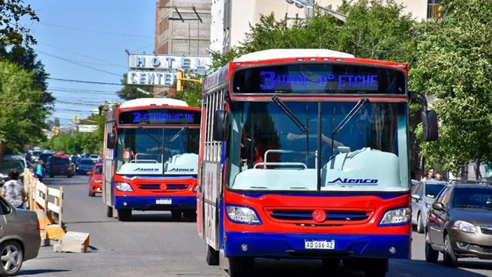 Avanza en Trelew la implementación del boleto combinado para el transporte urbano