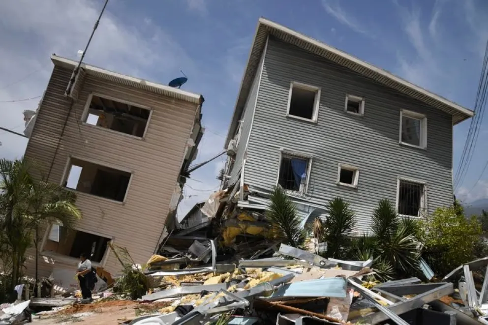 Más de 6 mil personas fueron halladas con vida tras el sismo en Venezuela