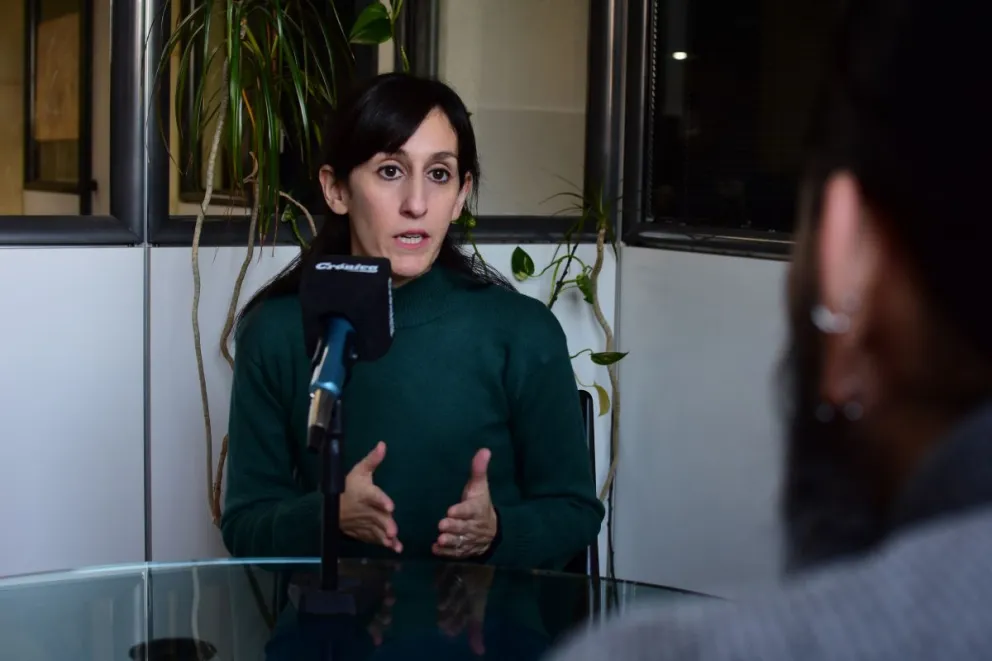 Estudiar, trabajar y dar el tiempo al otro: la vida de Alejandra Carrasco, la voluntaria independiente de Comodoro