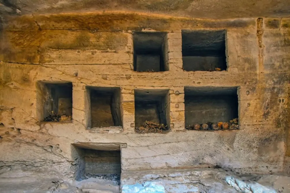 Egipto: hallan tumbas de 2.000 años y una ciudad bizantina