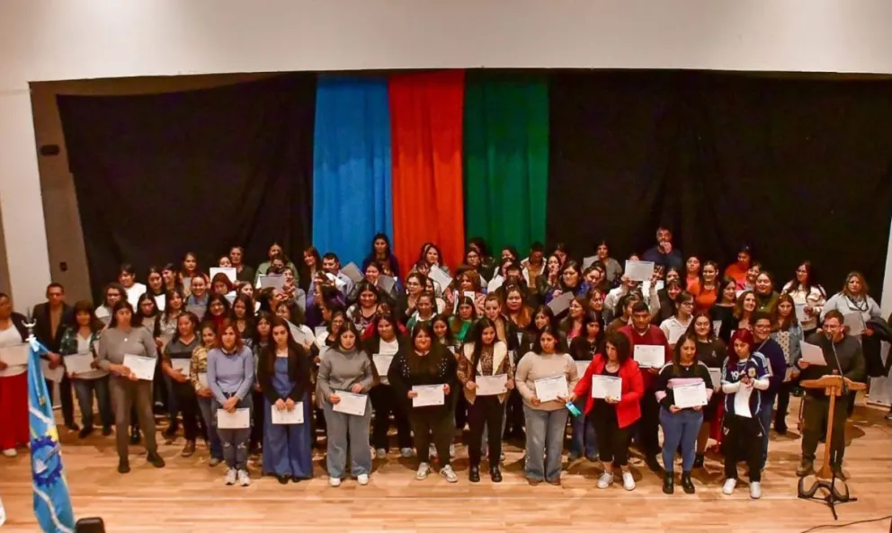 Chubut consolida su red de contención: Se formaron 105 nuevos Cuidadores de Personas Mayores