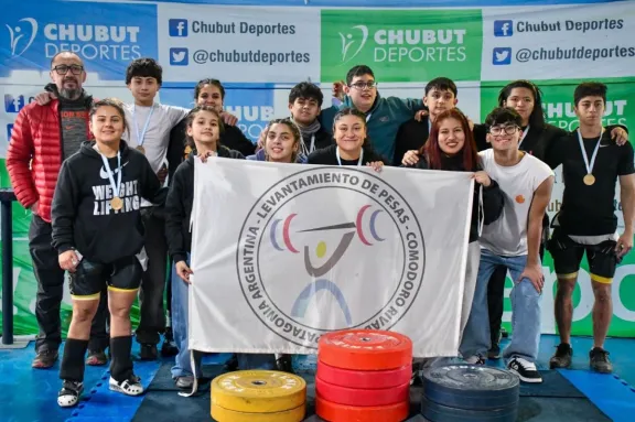 Pesas: Podios comodorenses en el Torneo Regional en Rawson
