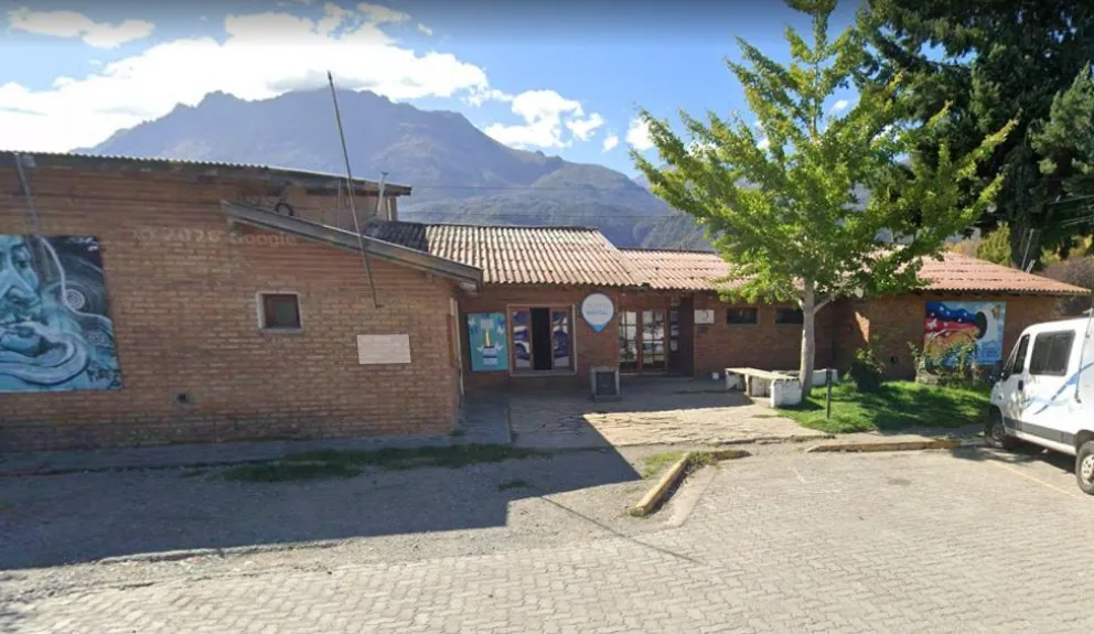 Casa de la Cutural en El Hoyo (Foto: Google maps)