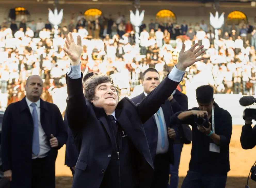 Javier Milei asiste por tercera vez como presidente al acto inaugural de la Exposición Rural (Foto NA).
