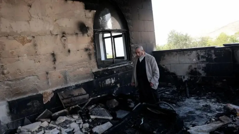 Una mezquita en la aldea de Qusra, cerca de Nablus, fue atacada por colonos durante la noche, denunciaron sus habitantes. (Foto: Reuters)