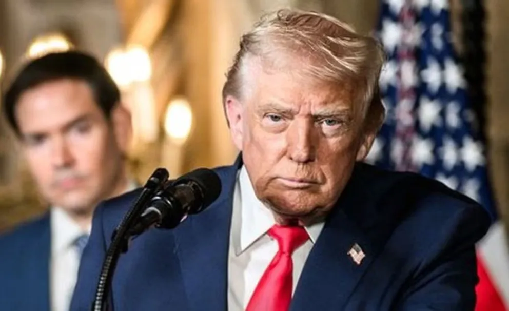 Donald Trump firmó órdenes ejecutivas contra el “turismo de nacimiento”
