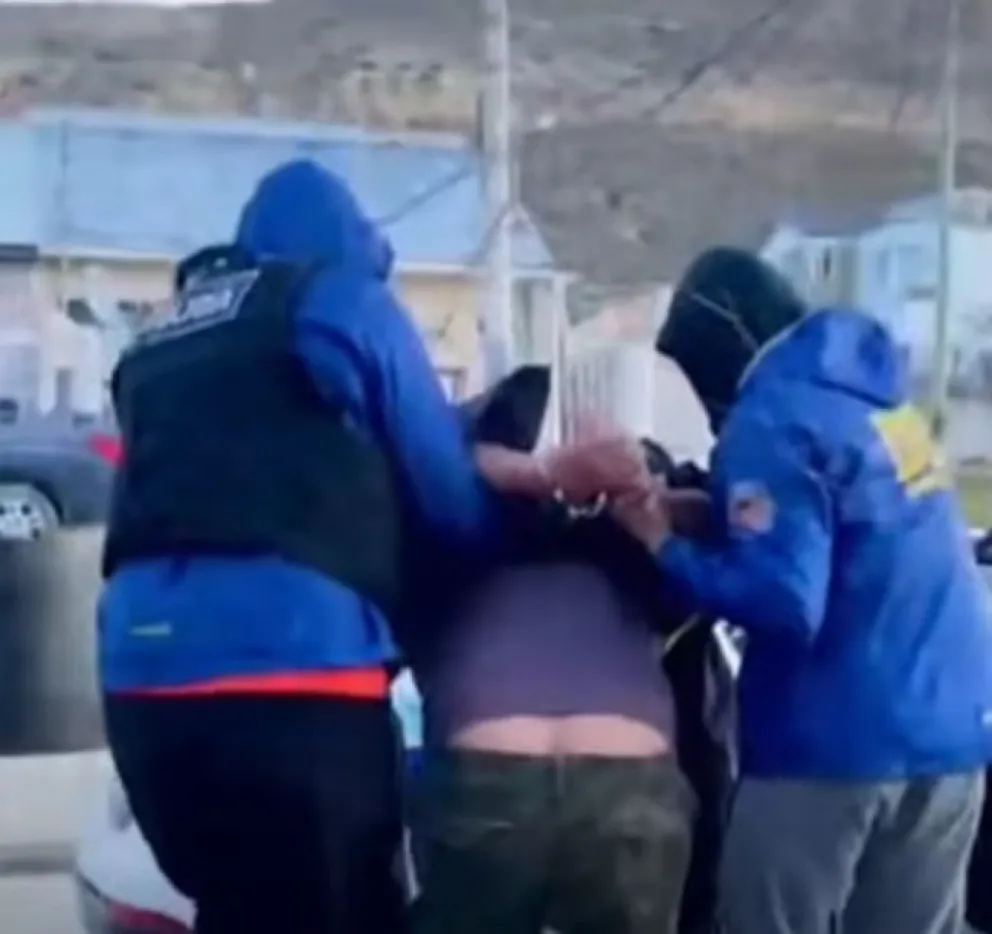 Fotos: Capturas de video Policía del Chubut