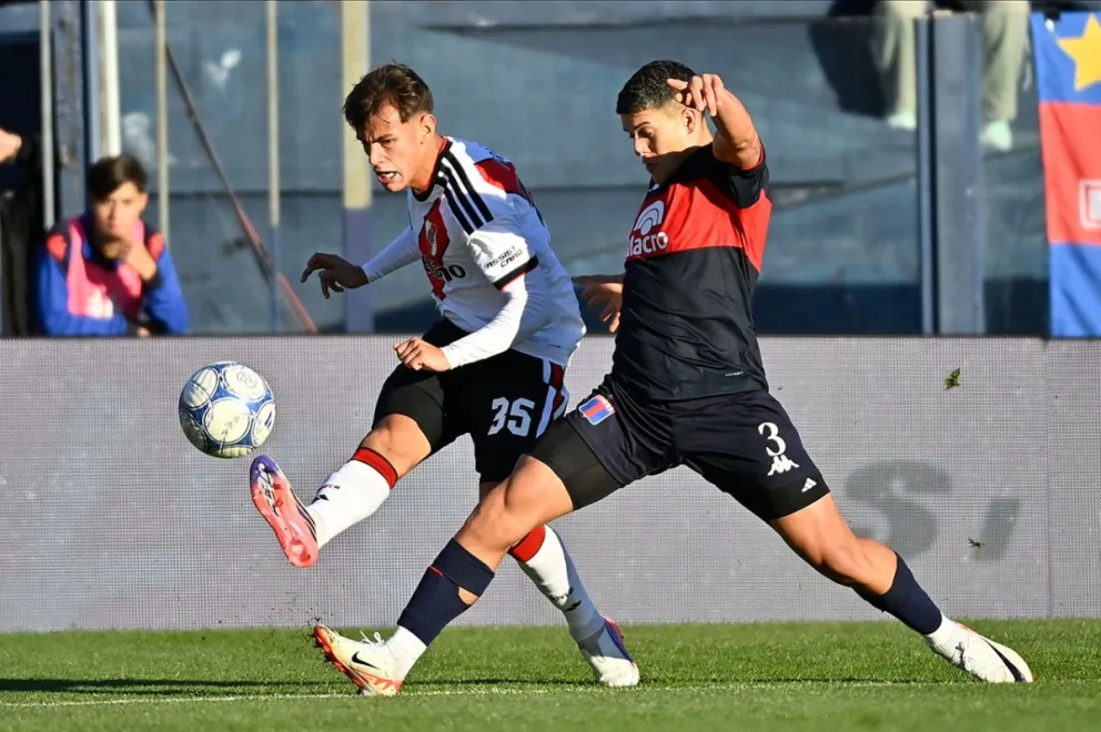 Crisis total en River: perdió 1-0 ante Tigre, suma 6 derrotas al hilo y no marca goles en el Clausura. (Foto X de River Plate)