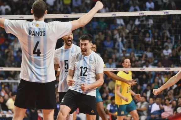 Argentina se consagró campeón sudamericano de voley tras vencer a Brasil