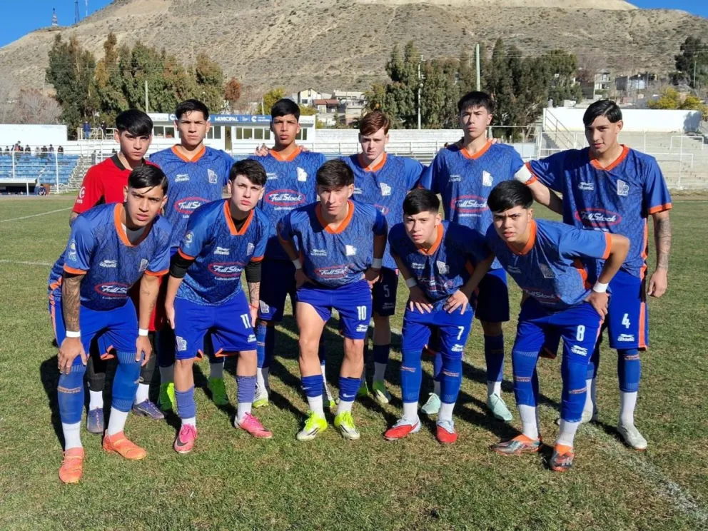 La Sub 17 continúa invicta en el Torneo con 10 triunfos y 2 empates.