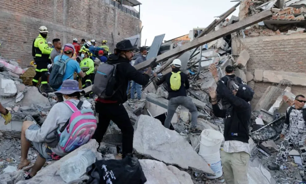 Terremoto en Colombia: ascendió a 240 la cifra de muertos y hay más de 600 heridos.
