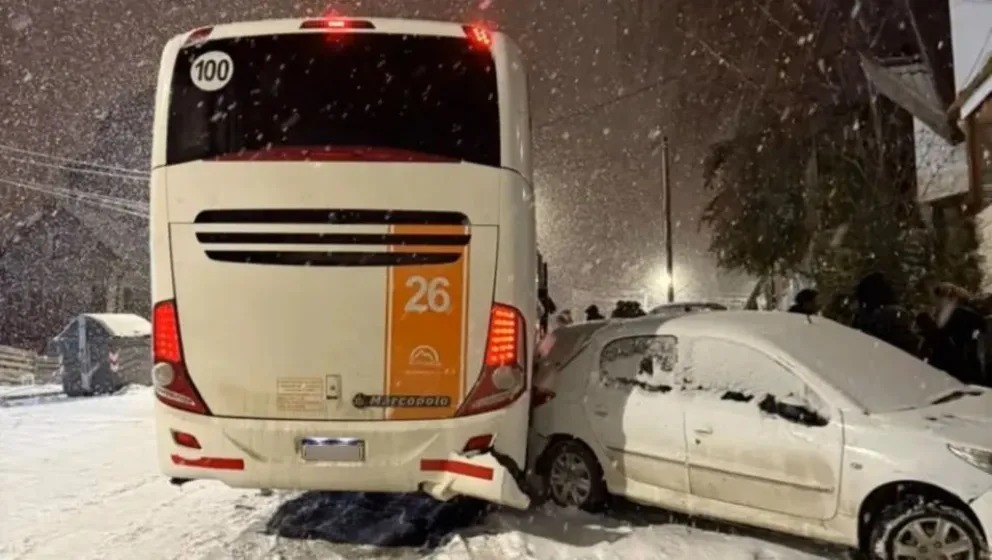 Tremendo choque en Bariloche.