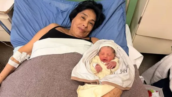 Una mujer de 62 años se convirtió en la madre de mayor edad registrada en Argentina