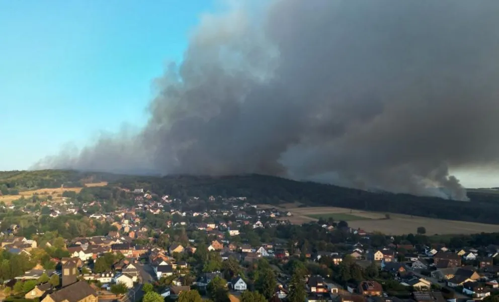 Imagen del incendio forestal en la localidad alemana de Gey, en la región de Eifel, estado de Renania del Norte