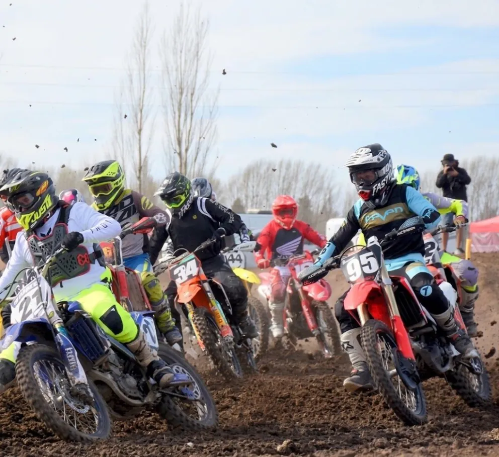 A partir de las 12:30 se larga la primera manga este domingo en el Circuito Caerwyn de Gaiman disputando la cuarta fecha del campeonato 2026.