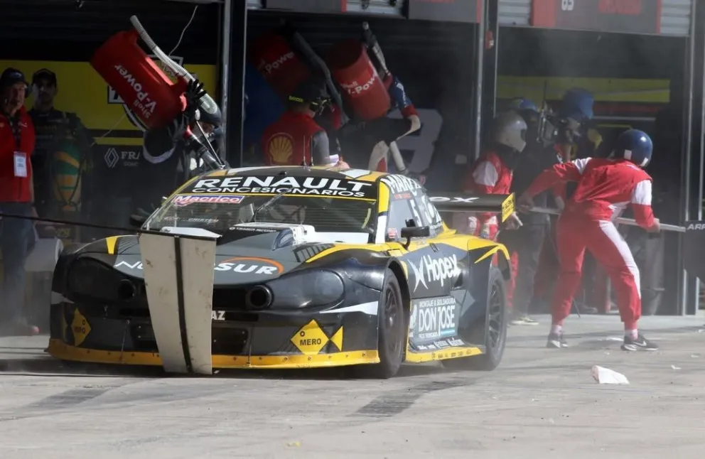 La provincia del Chubut está bien representada con sus pilotos en el TC, Marcelo Agrelo (Torino) y Lucas Valle (Camaro). 