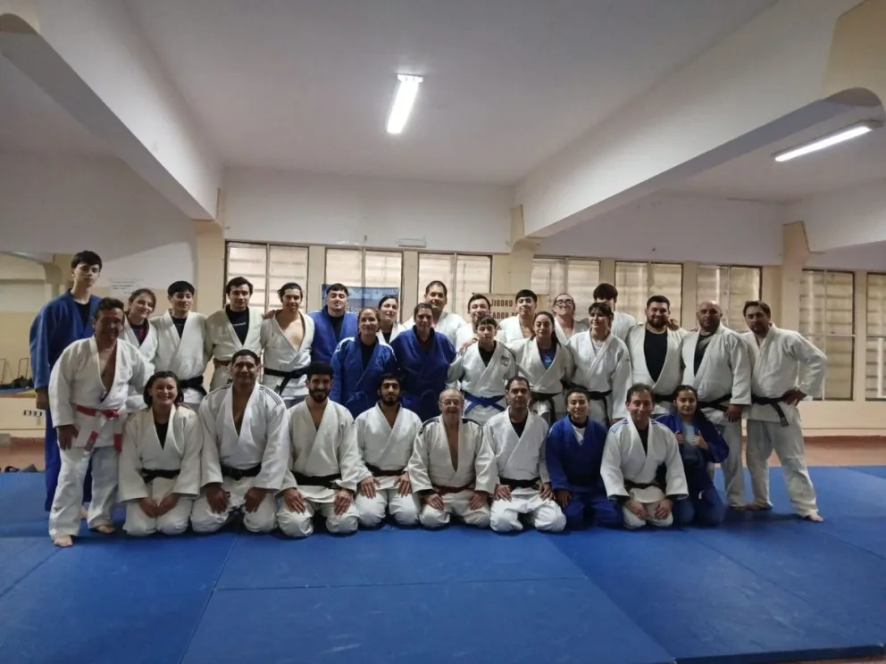 El sábado 15 y domingo 16 de agosto se realizó una notable capacitación en judo a cargo del maestro IX Dan Miguel Ángel Russo, integrante del Consejo de Maestros de la Confederación Argentina de Judo.