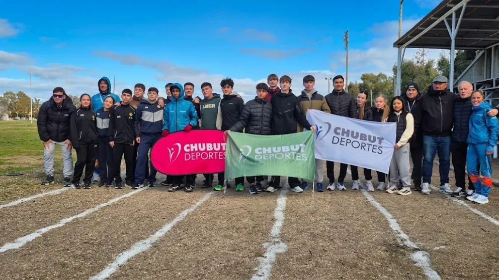 La pista del Liceo Militar General Roca será usada para entrenar atletas de zona sur pero además se realizarán algunas competencias, un espacio que desde mediados de los 80' no se  utilizaba para torneos oficiales.