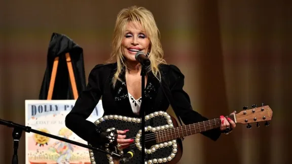Murió Dolly Parton, leyenda de la música country