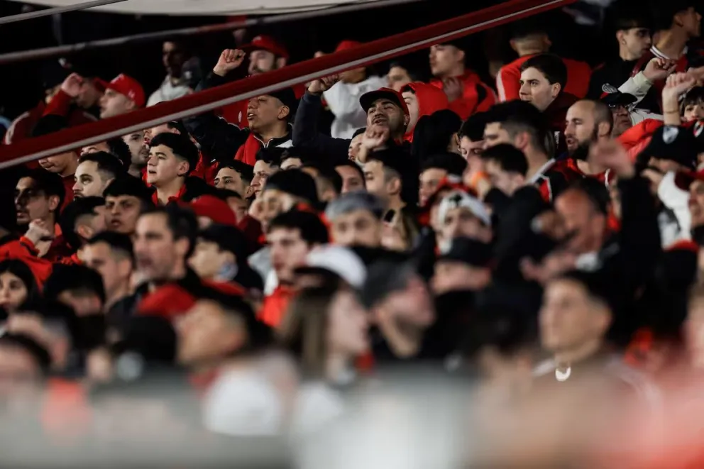 Un simpatizante de River falleció en el Monumental, luego de una descompensación cardíaca.