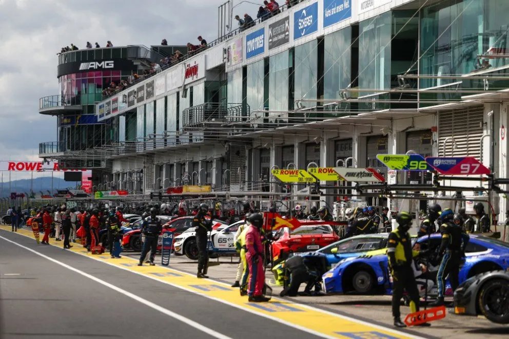 Será una competencia de resistencia de 3 horas, el rendimiento de los mecánicos del Team WRT en los relevos y la gestión perfecta de los neumáticos Pirelli serán vitales para mantenerse al frente de la Silver Cup junto a Matisse Lismont y Amaury Cordeel.