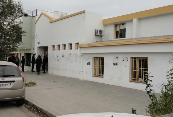Liberaron a la acusada de atacar con un cúter y denuncian nuevas amenazas