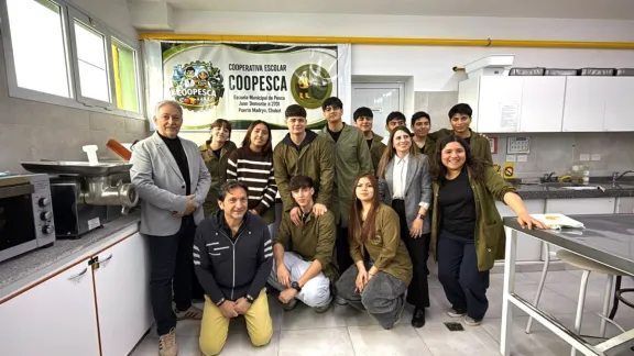 Chubut reconoció oficialmente a COOPESCA, la cooperativa escolar integrada por alumnos de Puerto Madryn