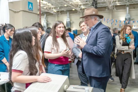 Othar presidió la apertura de la 3ª edición de EduCO: “No hay futuro sin educación”