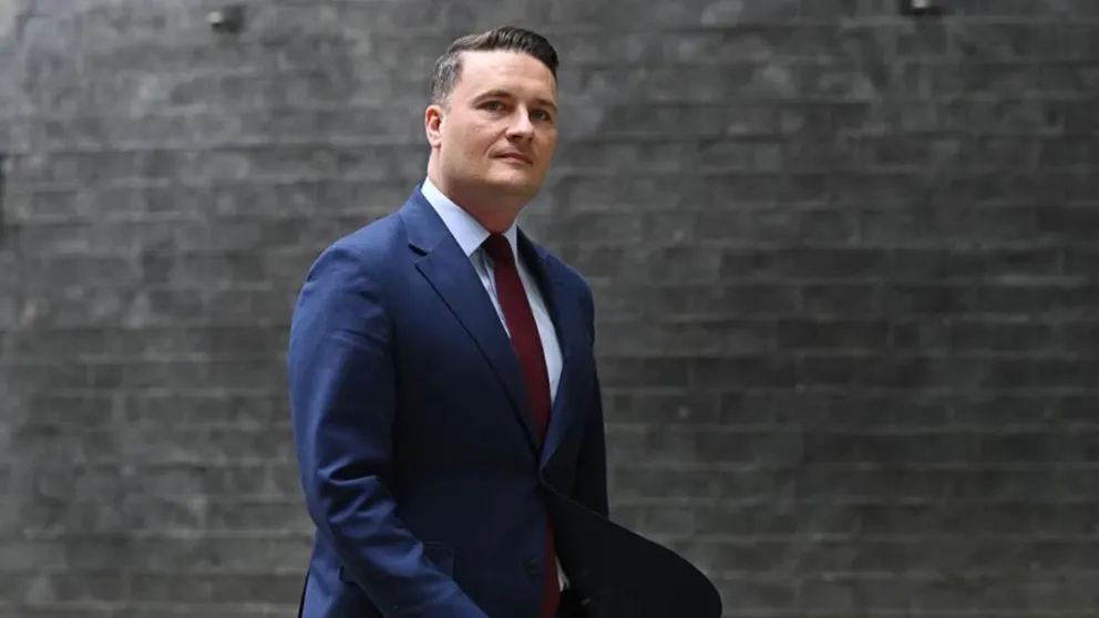 El secretario de Defensa del Reino Unido, Wes Streeting salió al cruce de las declaraciones del presidente Javier Milei sobre las Islas Malvinas luego de la cadena nacional.