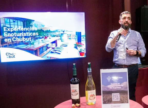 Chubut posicionó su oferta turística y enogastronómica en Hotelga 2026