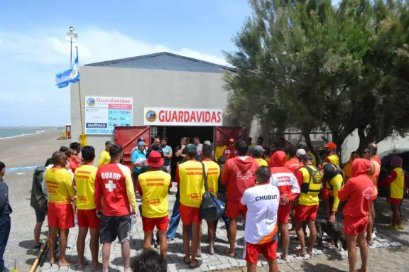 Playa Unión abrió las inscripciones para el cuerpo estable de guardavidas
