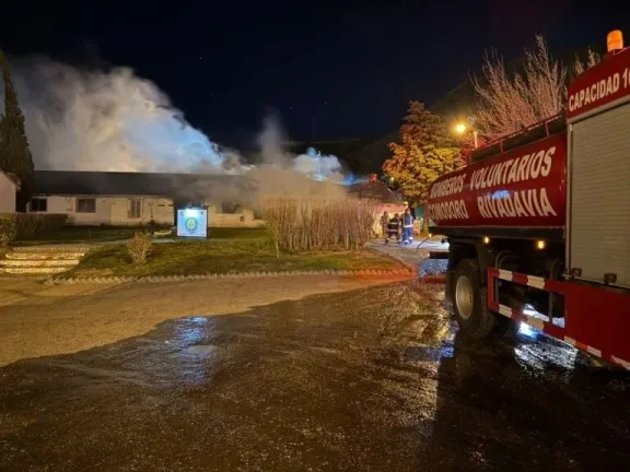 Dos aspirantes se salvaron de milagro del incendio de la escuela policial