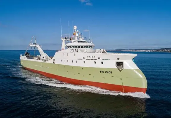 Denuncian por contrabando a pesqueras internacionales que operan con licencias británicas en las Islas Malvinas