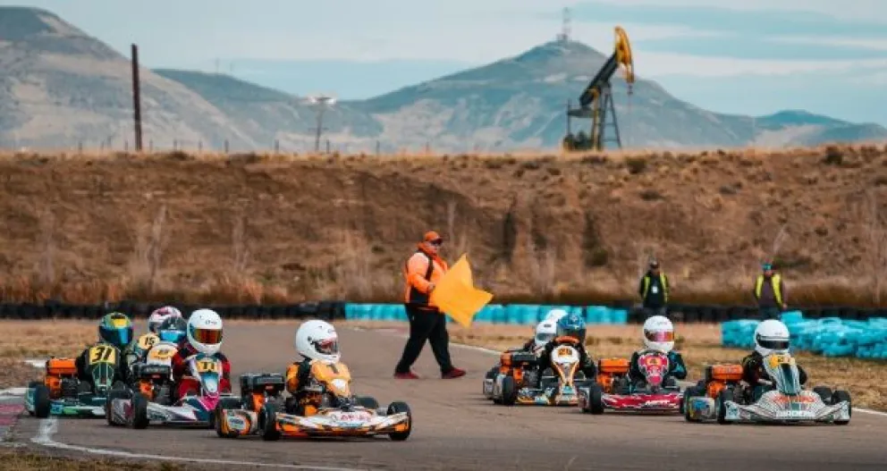 Este domingo se corre en Comodoro Rivadavia el séptimo evento del año de karting en el circuito Internacional en km 9. (Fotos: Prensa AKPS)