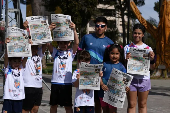 La Corrida de Crónica dejó huella en Rawson: este martes entregarán ejemplares gratuitos con toda la cobertura