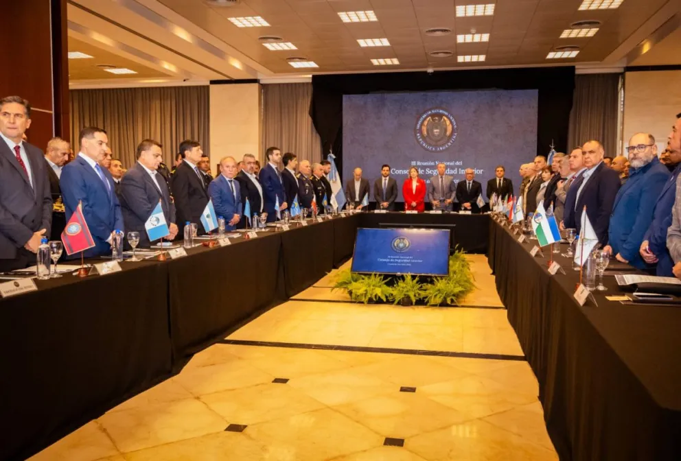 III Reunión Nacional del Consejo de Seguridad Interior, llevada a cabo en septiembre de 2026 en San Juan, con la participación de autoridades nacionales y provinciales como el ministro de Seguridad del Chubut, Héctor Iturrioz.