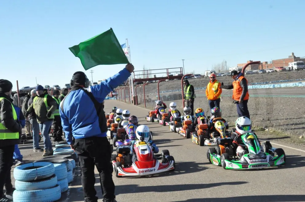 La Asociación de Karting de la Patagonia Sur estaría por determinar la reprogramación de la séptima fecha para el mes de octubre. 