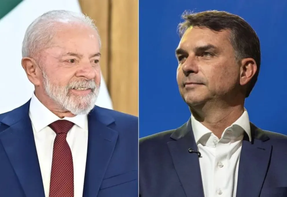 Flávio Bolsonaro se ubica al frente del escrutinio frente al actual presidente brasileño, Luiz Inácio Lula da Silva, según los primeros resultados oficiales.