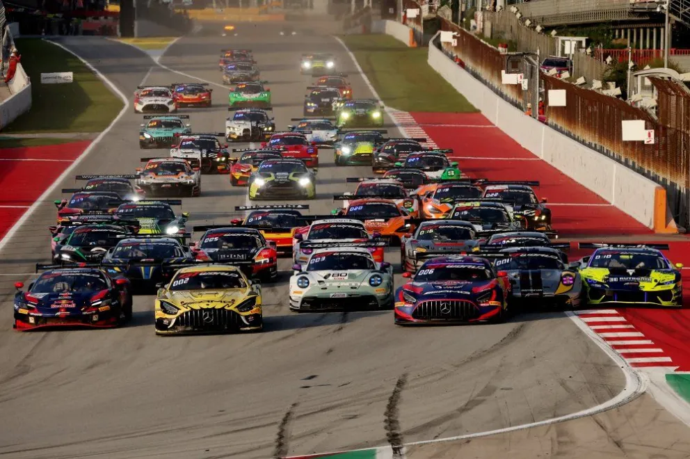 GT World en el Circuito de Barcelona-Catalunya tuvo un fin de semana pasado por agua. Ahora se viene la Copa Resistencia en Portugal. (Fotos: Prensa oficial GT World).