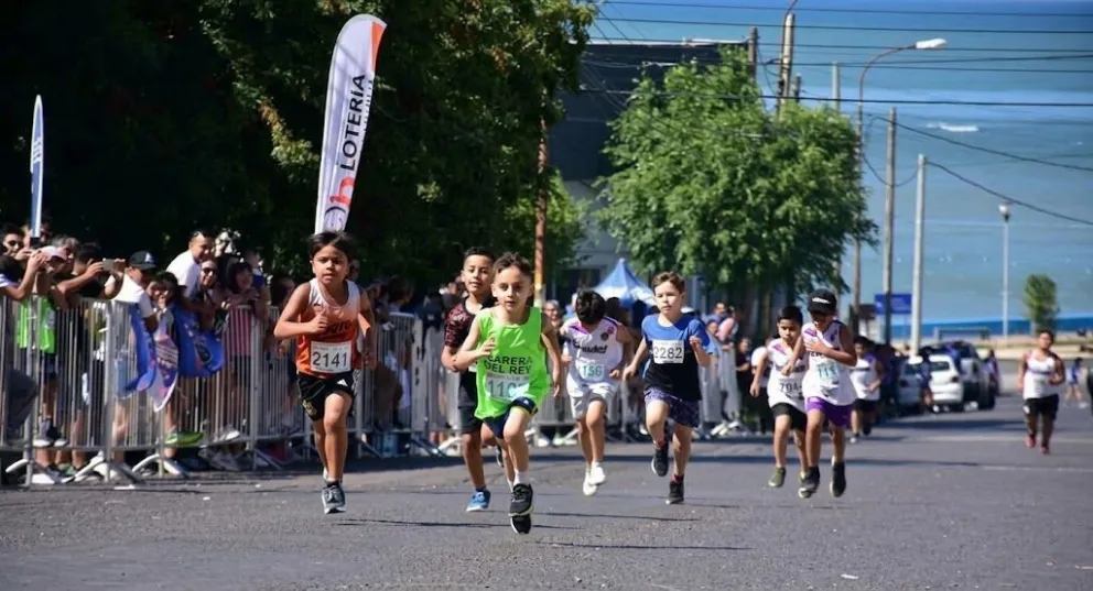 Inscripciones gratuitas para participar de la tercera fecha de atletismo infantil organizada por la Agrupación Luis Rey. 