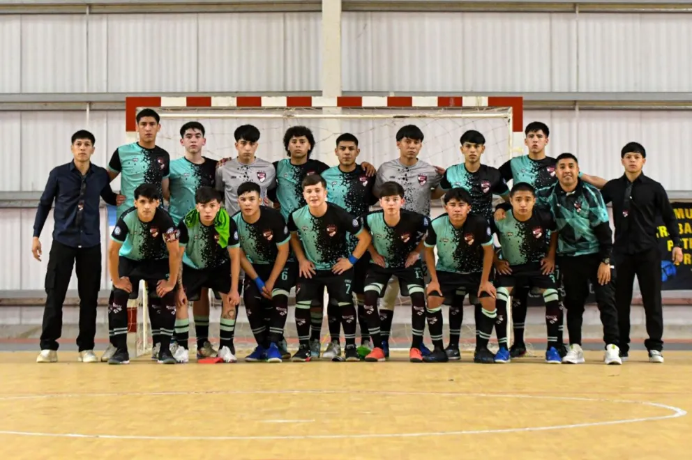 Comodoro C17 tuvo un buen arranque en el Argentino de Selecciones de Futsal en Tucumán. (Foto: CAFS).