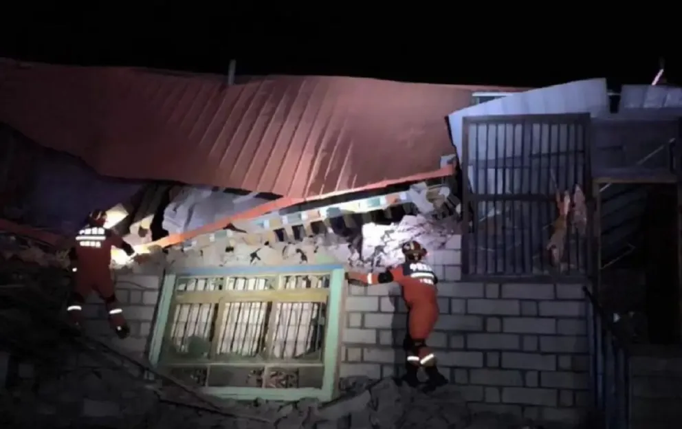 El terremoto sacudió el oeste de China y provocó daños en cientos de viviendas