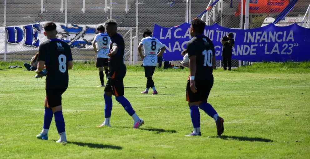 Bayron Ortiz y Nicolás Abregú, los goleadores.